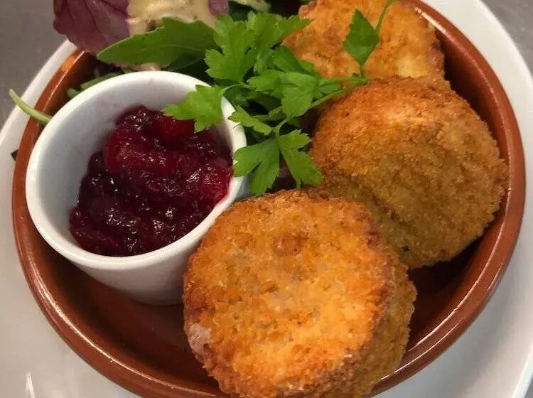 هتل The Punchbowl Inn