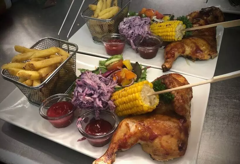 هتل The Punchbowl Inn