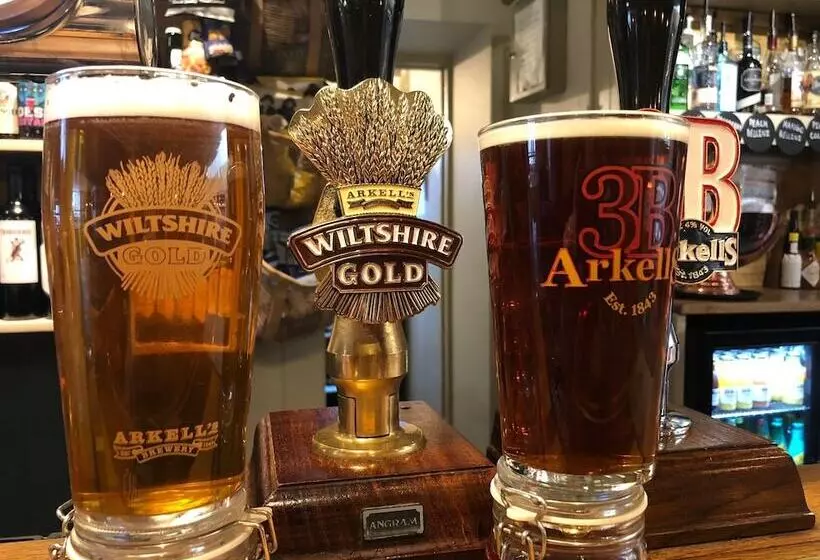 هتل The Punchbowl Inn