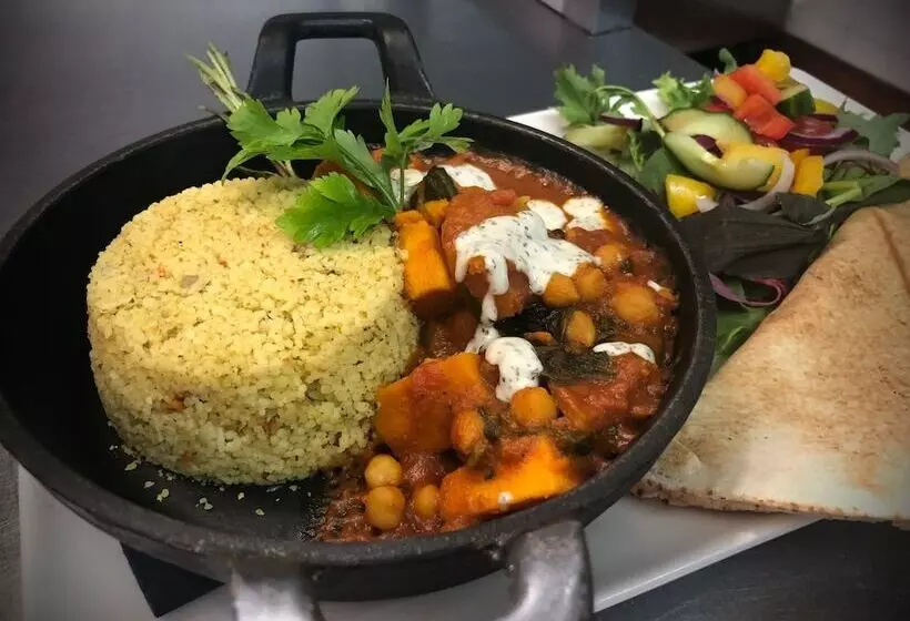 هتل The Punchbowl Inn