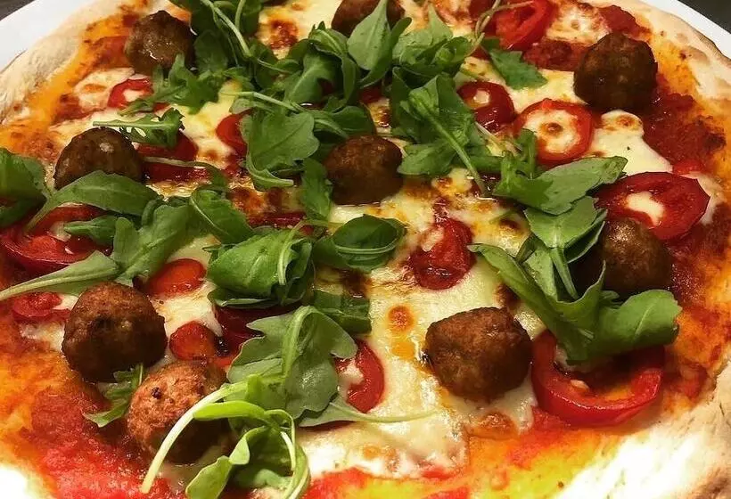 هتل The Punchbowl Inn