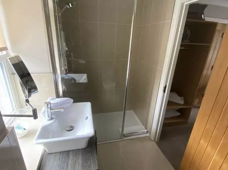 酒店 The Three Horseshoes