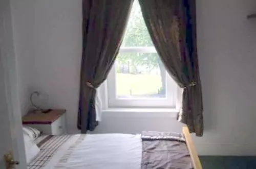 Отель The Village Inn