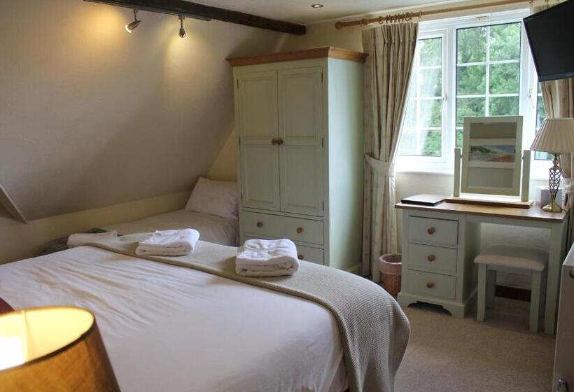 ホテル Three Horseshoes Country Inn