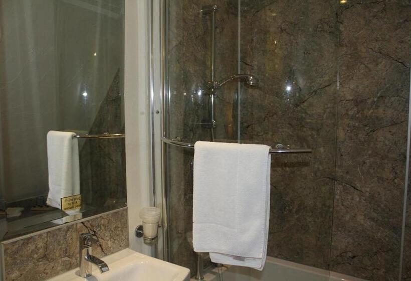 ホテル Three Horseshoes Country Inn