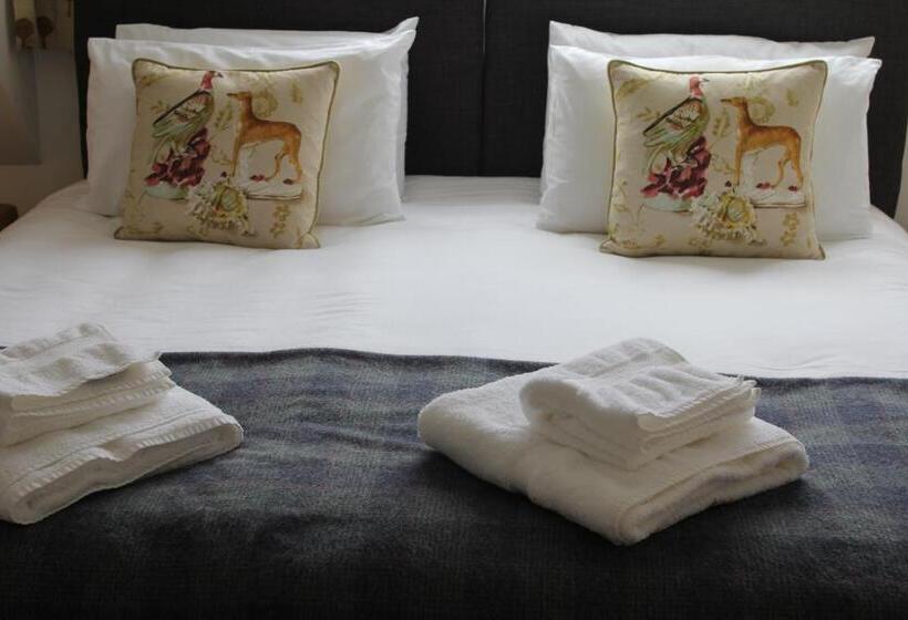 ホテル Three Horseshoes Country Inn