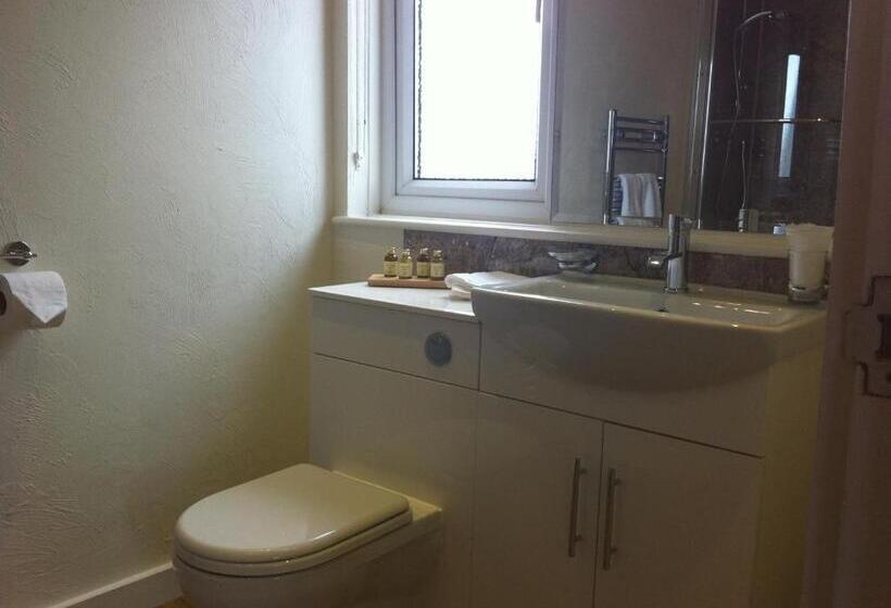 ホテル Three Horseshoes Country Inn