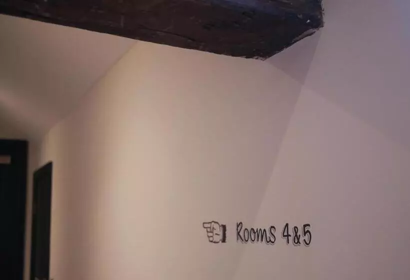 هتل Waggon And Horses, Eaton, Congleton