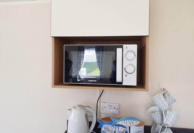 בית מלון כפרי Pool Garden 2br Parking Wifi Sleeps6