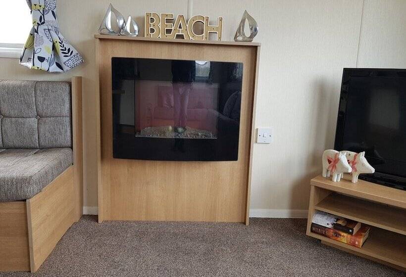 בית מלון כפרי Pool Garden 2br Parking Wifi Sleeps6