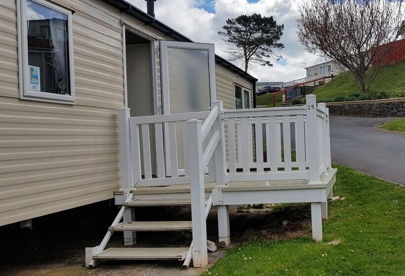 בית מלון כפרי Pool Garden 2br Parking Wifi Sleeps6