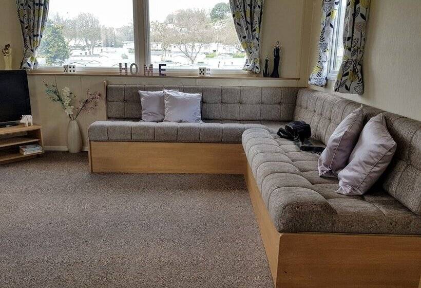 בית מלון כפרי Pool Garden 2br Parking Wifi Sleeps6