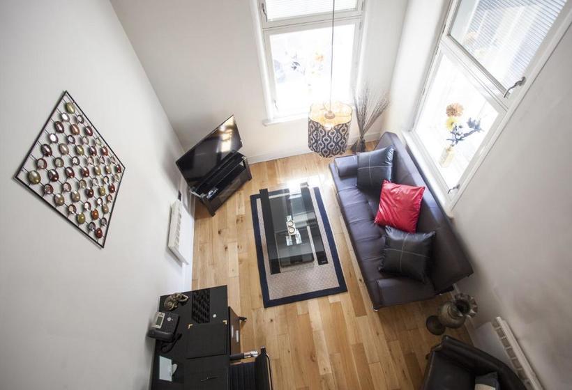 Lux Aparts Huddersfield Central