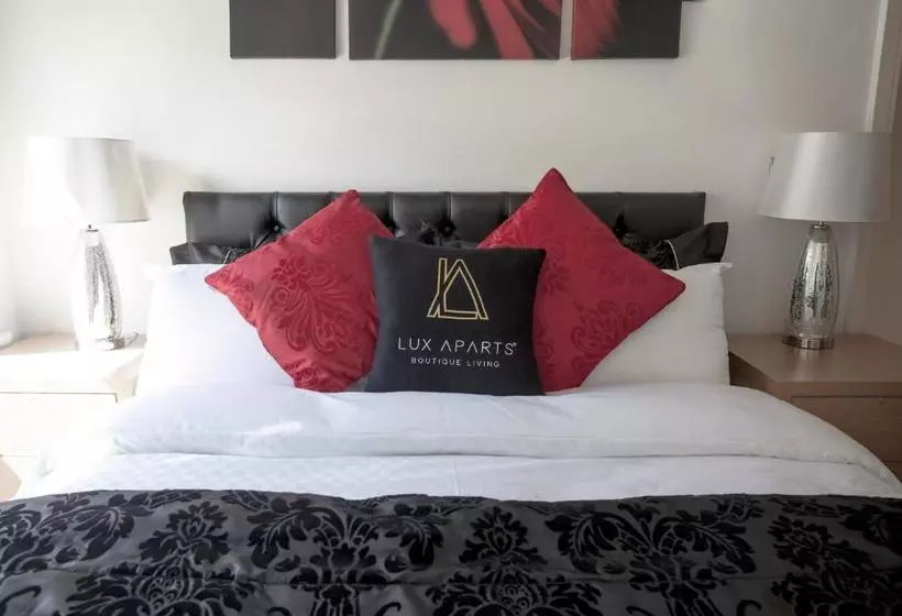 Lux Aparts Huddersfield Central