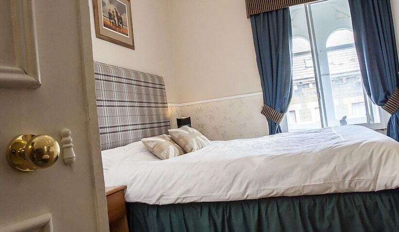 פנסיון Bank Guest House