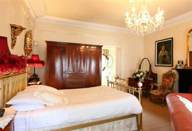 Пансион Charlemont House