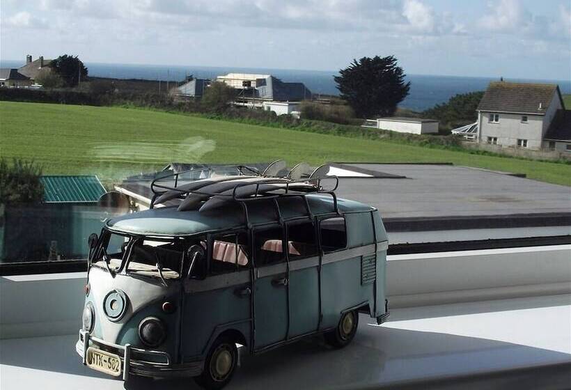 بنسيون Trevarrian Lodge