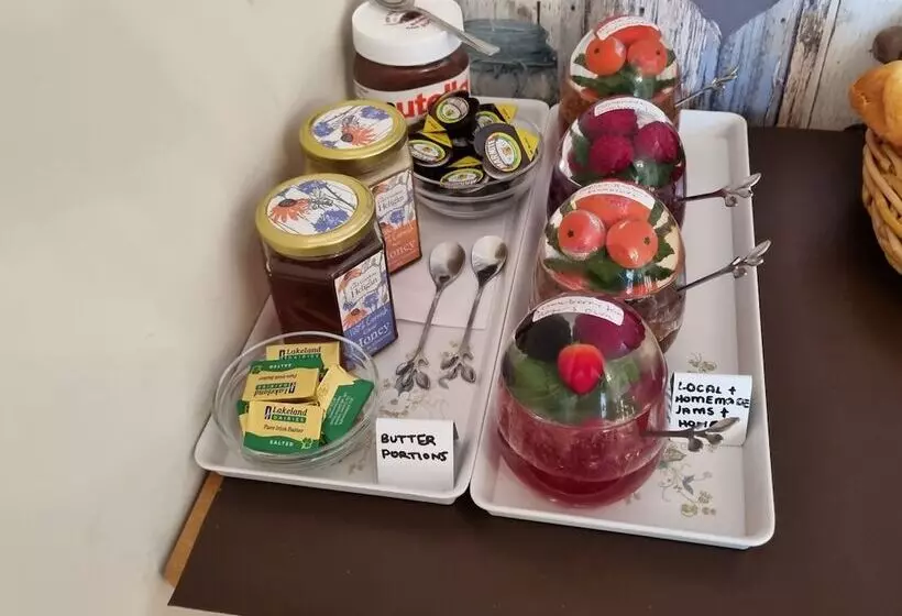 Pensió Trevarrian Lodge