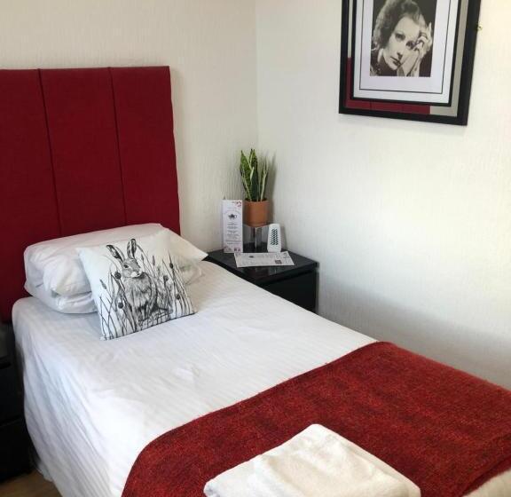 펜션 Trinity Guest House