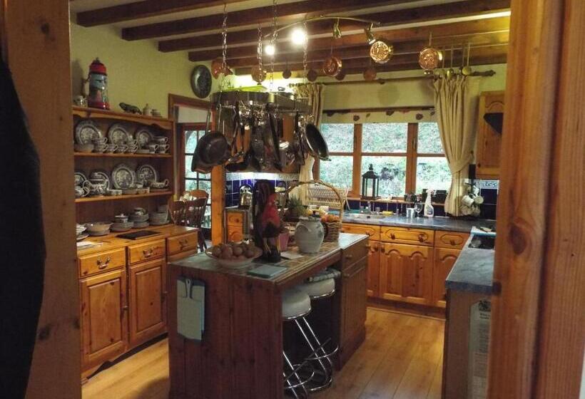 Пансион Woodpeckers Bed & Breakfast