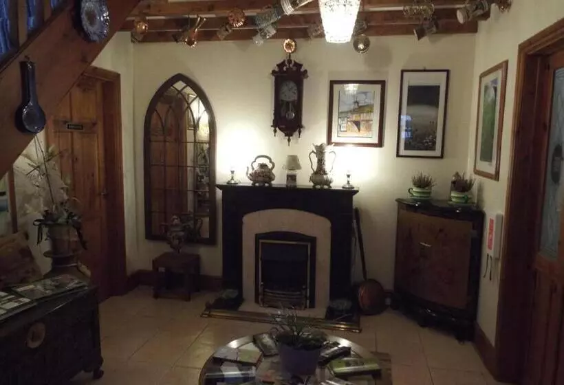 פנסיון Woodpeckers Bed & Breakfast