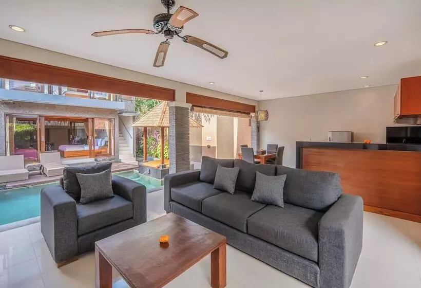 אתר נופש Nyanyi Sanctuary Villa By Ini Vie Hospitality