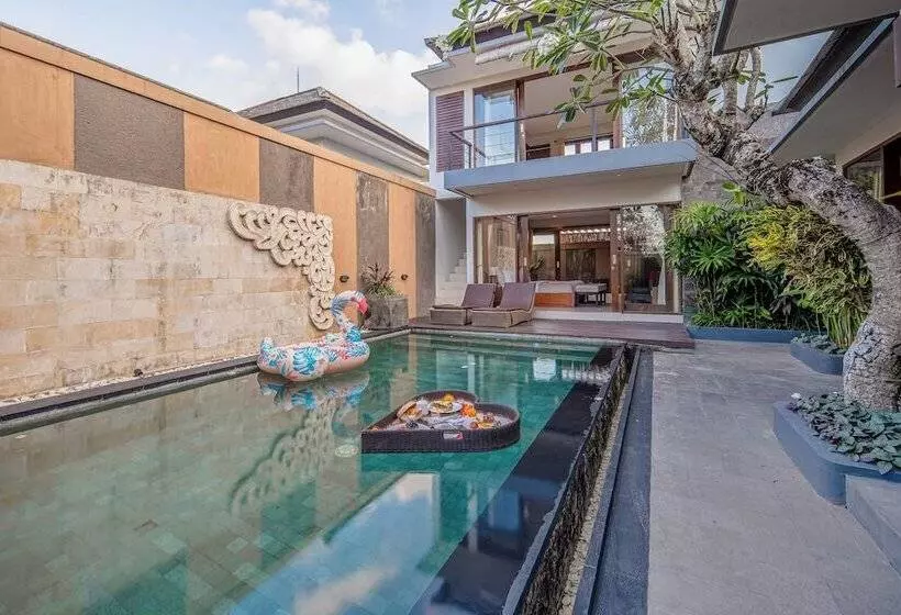 אתר נופש Nyanyi Sanctuary Villa By Ini Vie Hospitality