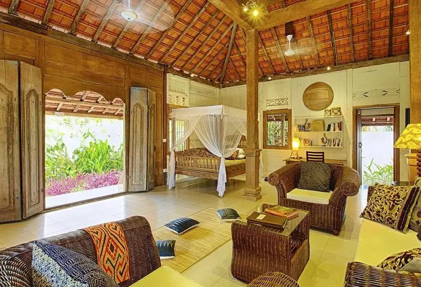 استراحتگاه Umajati Retreat