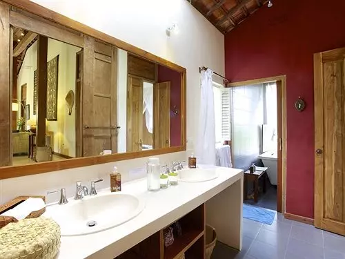 استراحتگاه Umajati Retreat