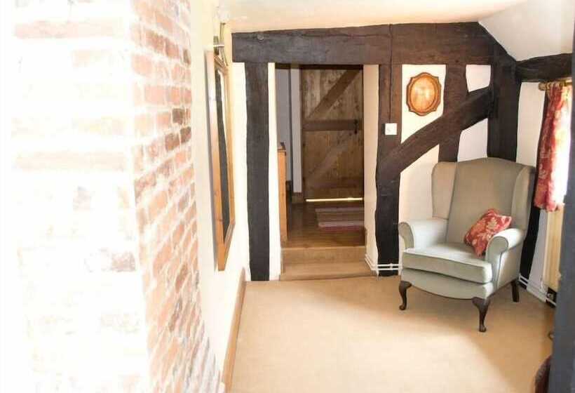 Woodview Bed & Breakfast