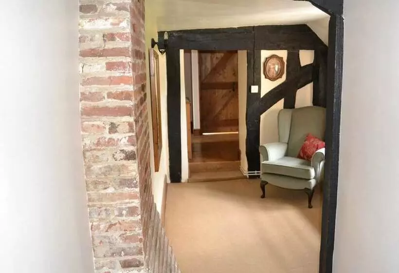 Woodview Bed & Breakfast