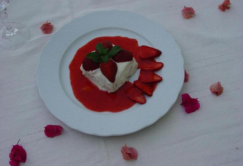 تختخواب و صبحانه Dar Paru