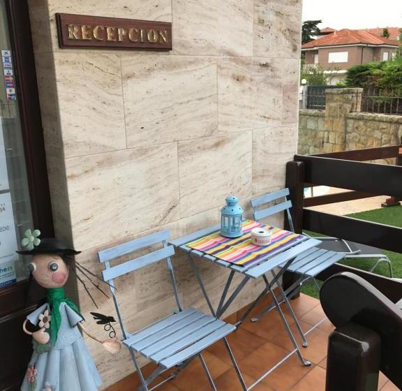 Apartamentos Costa Noja