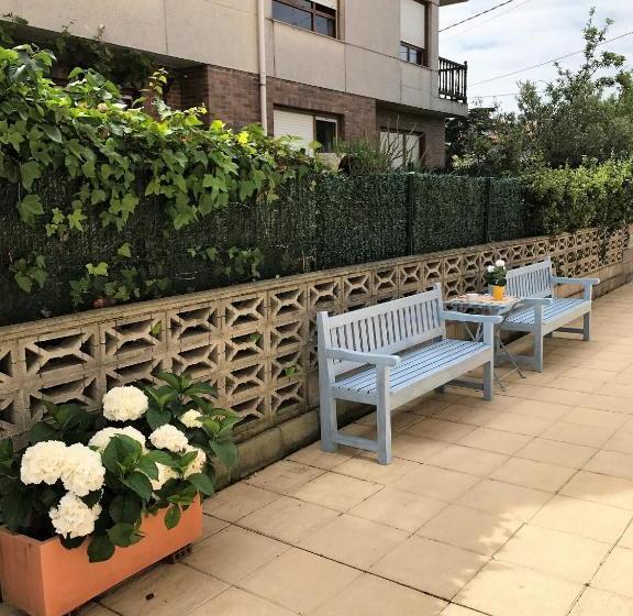 Apartamentos Costa Noja