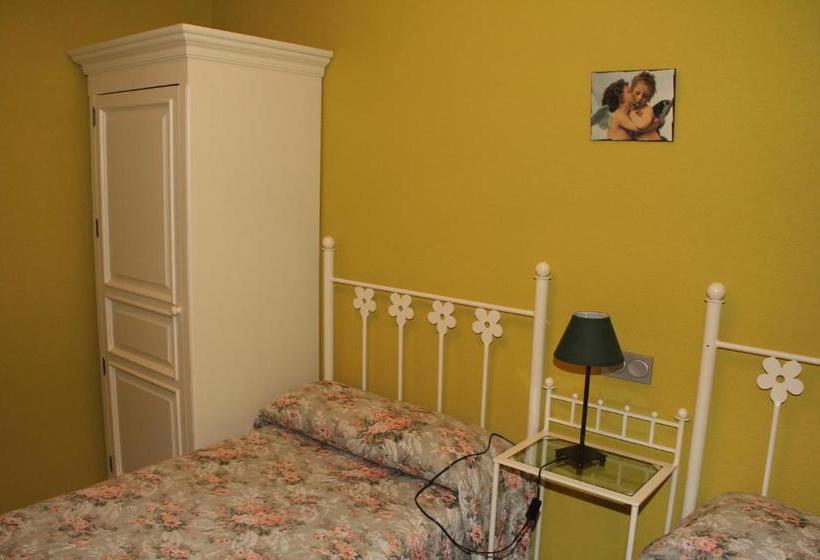 Apartamentos Costa Noja