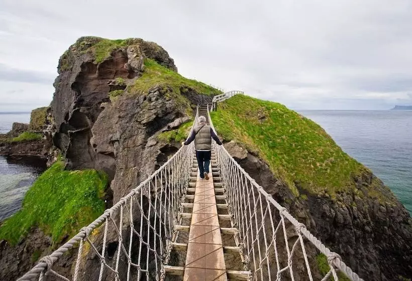 Bed and Breakfast Carnately Lodge