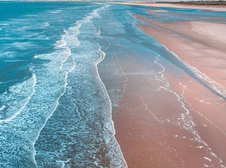 ベッドアンドブレックファースト Carnately Lodge