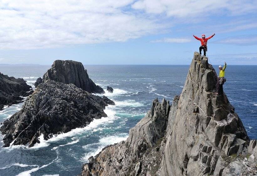 ベッドアンドブレックファースト Carnately Lodge