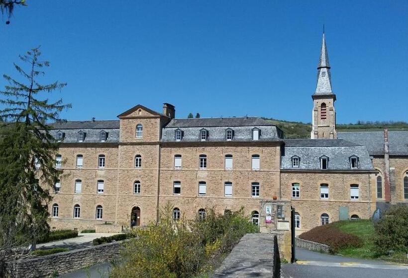 ホテル Accueil Du Couvent De Malet