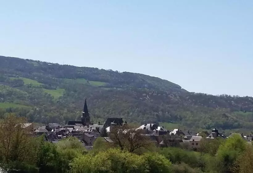 ホテル Accueil Du Couvent De Malet