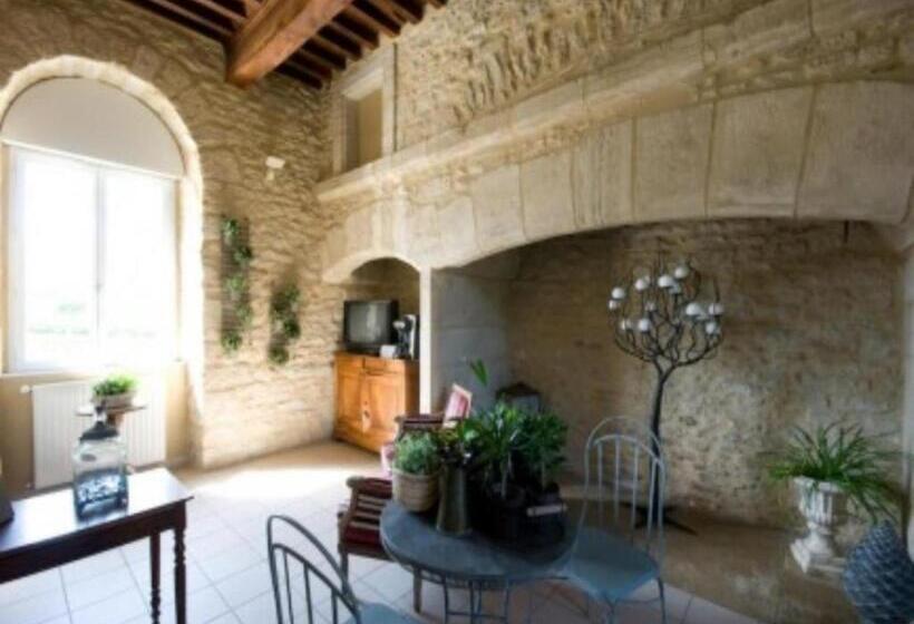 ホテル Accueil Du Couvent De Malet