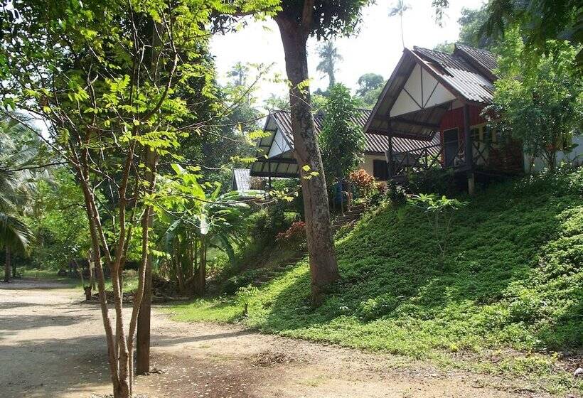 호텔 Aopong Resort