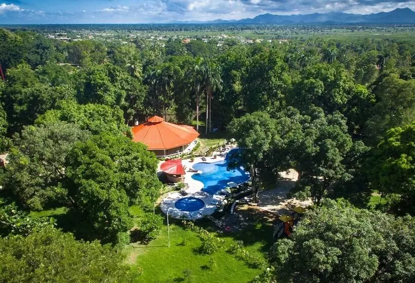 هتل Auberge Villa Cana