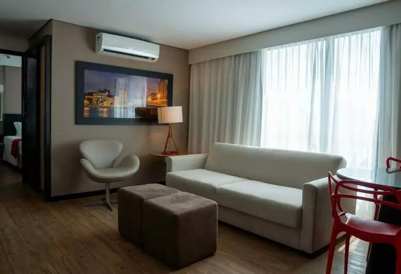 호텔 Roomo Praia De Boa Viagem Residencial