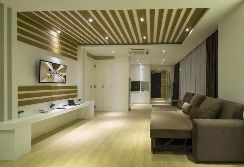 בית מלון כפרי Hamilton Grand Residence