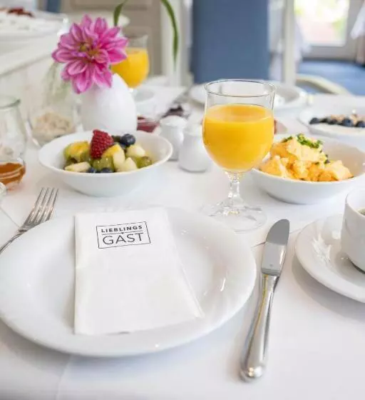 ホテル Ilmenautal Inklusive Thermeplus