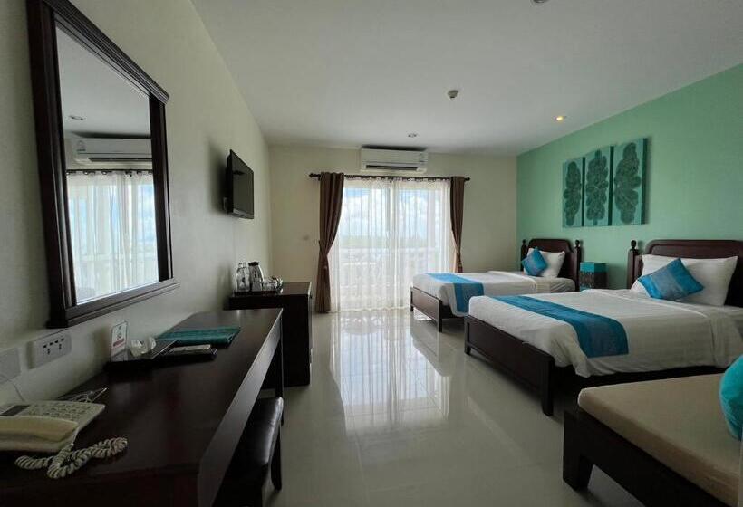 호텔 Krabi Front Bay Resort