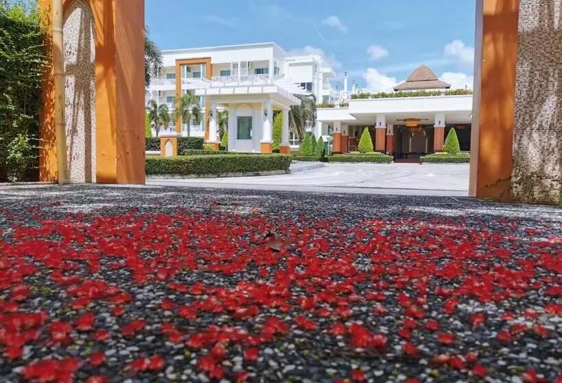 هتل Krabi Front Bay Resort