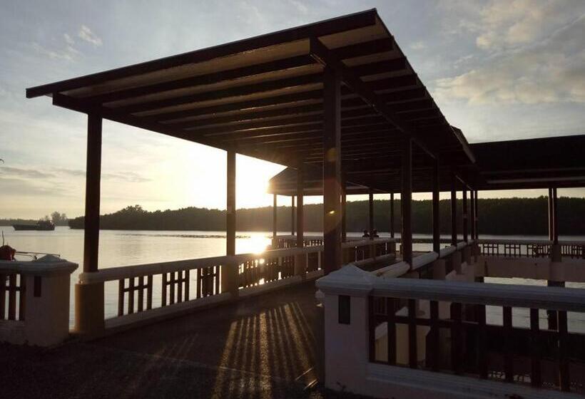 호텔 Krabi Front Bay Resort