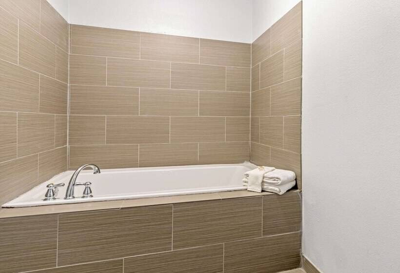 فندق La Quinta By Wyndham Guthrie